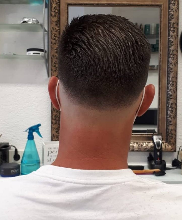 Herren Haarschnitt Kurz-Friseursalon Hanau 2023-1